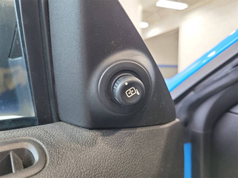 2013 Ford Mustang V6