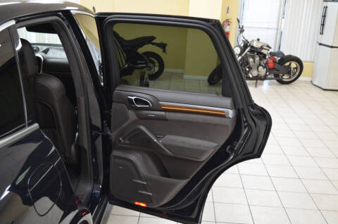 2016 Porsche Cayenne GTS