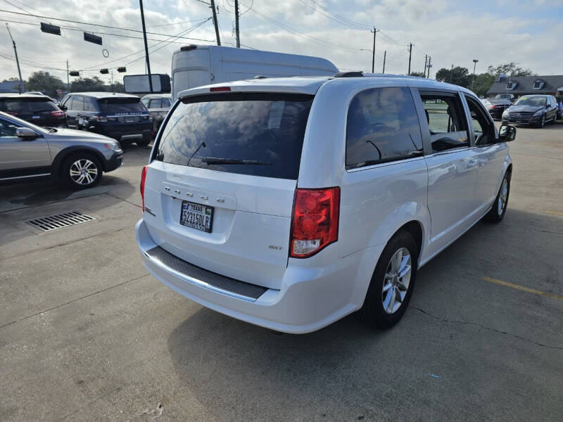 2020 Dodge Grand Caravan SXT