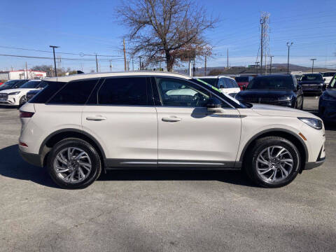 2023 Lincoln Corsair Standard