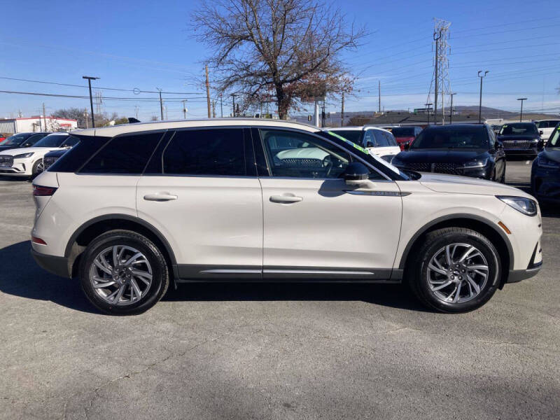 2023 Lincoln Corsair Standard