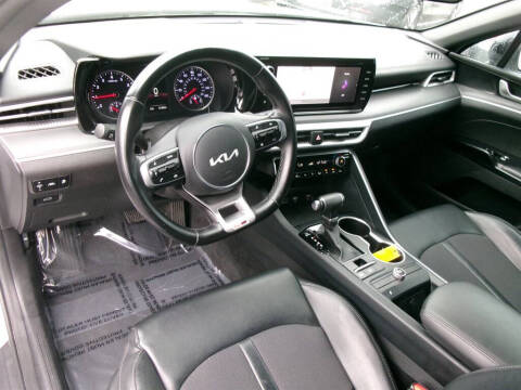 2022 Kia K5