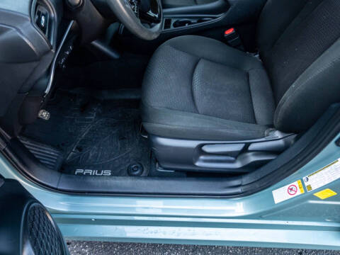 2020 Toyota Prius LE AWD-e