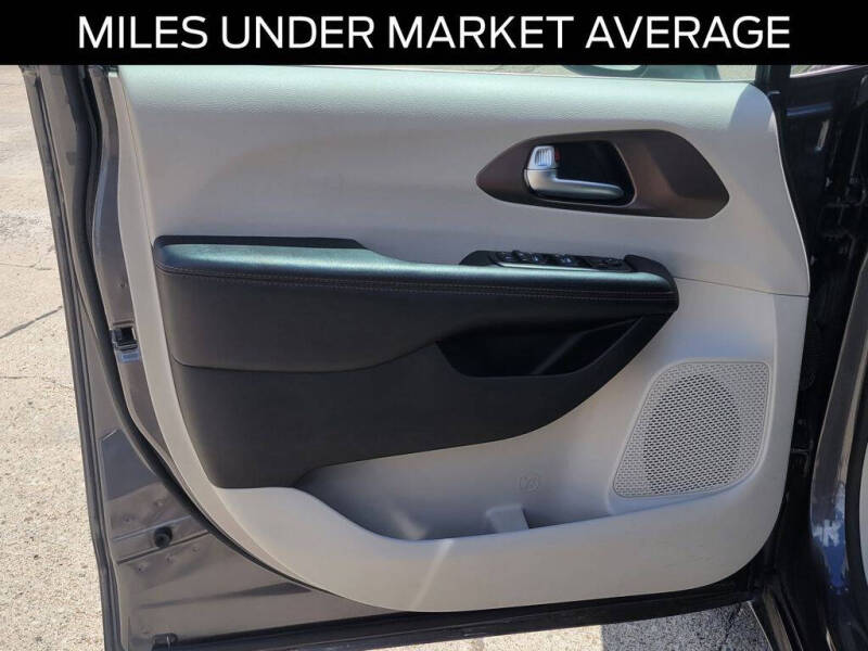 2019 Chrysler Pacifica Touring L