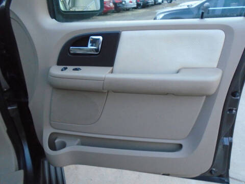 2005 Ford Expedition XLT