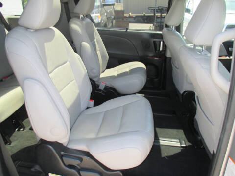 2017 Toyota Sienna Limited 7-Passenger