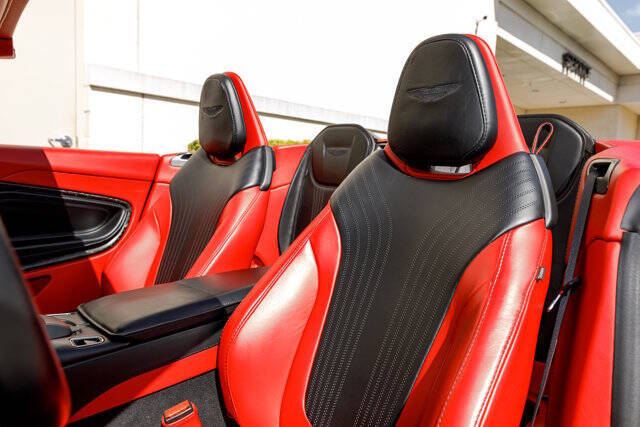 2019 Aston Martin DB11 Volante