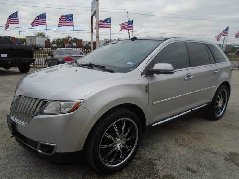 2013 Lincoln MKX for sale at TEXAS HOBBY AUTO SALES in Houston TX