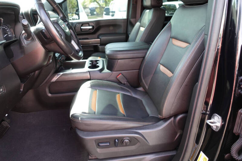 2023 GMC Sierra 2500HD AT4