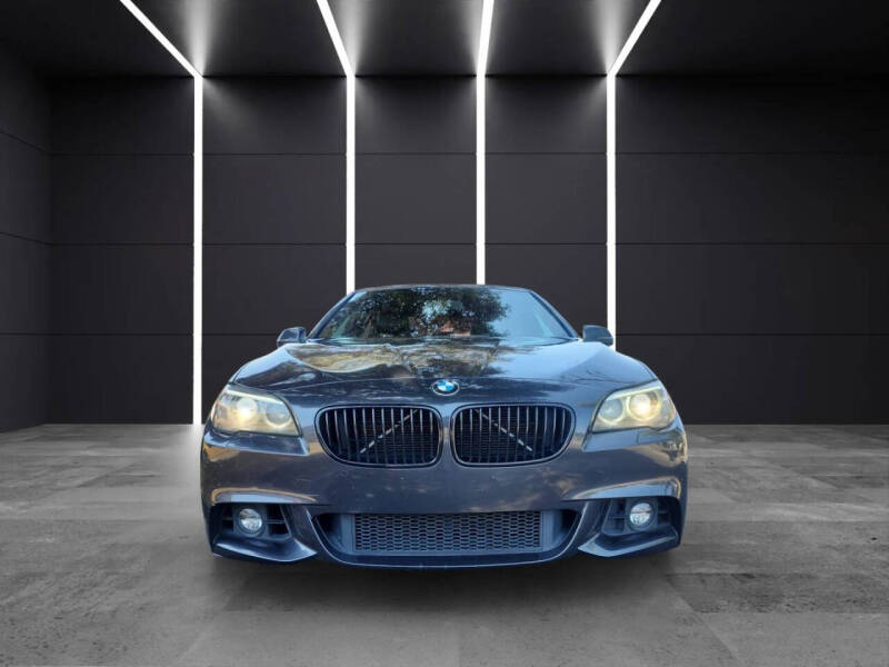 2015 BMW 5 Series 528i