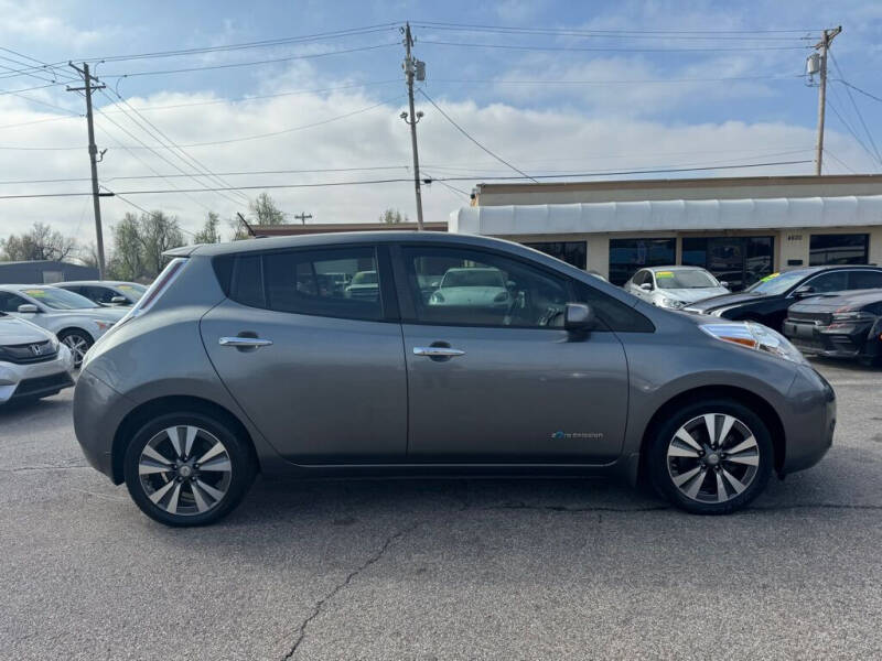 2015 Nissan LEAF S