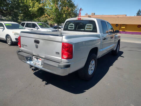 2006 Dodge Dakota SLT