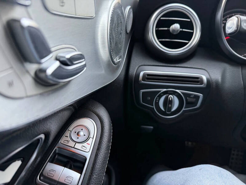 2017 Mercedes-Benz C-Class C 300 4MATIC