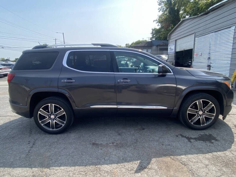 2017 GMC Acadia Denali