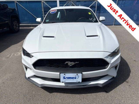 2021 Ford Mustang EcoBoost