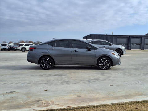 2024 Nissan Versa SR