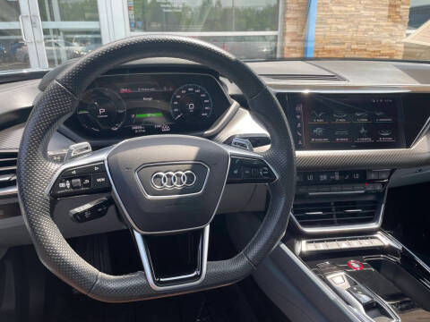 2022 Audi e-tron GT quattro Prestige