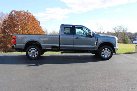 2023 Ford F-350 Super Duty Lariat