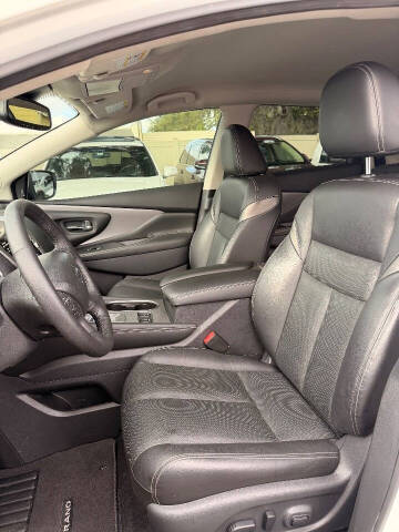 2022 Nissan Murano SL