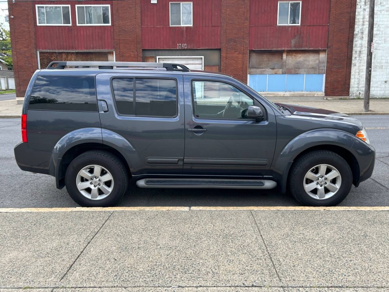 2011 Nissan Pathfinder for sale at Metro Mike Trading & Cycles in Menands, NY