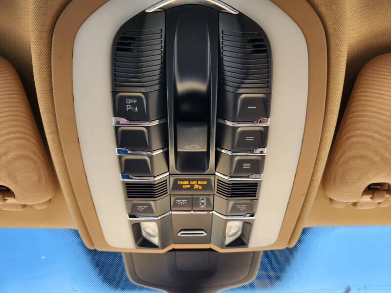 2014 Porsche Cayenne