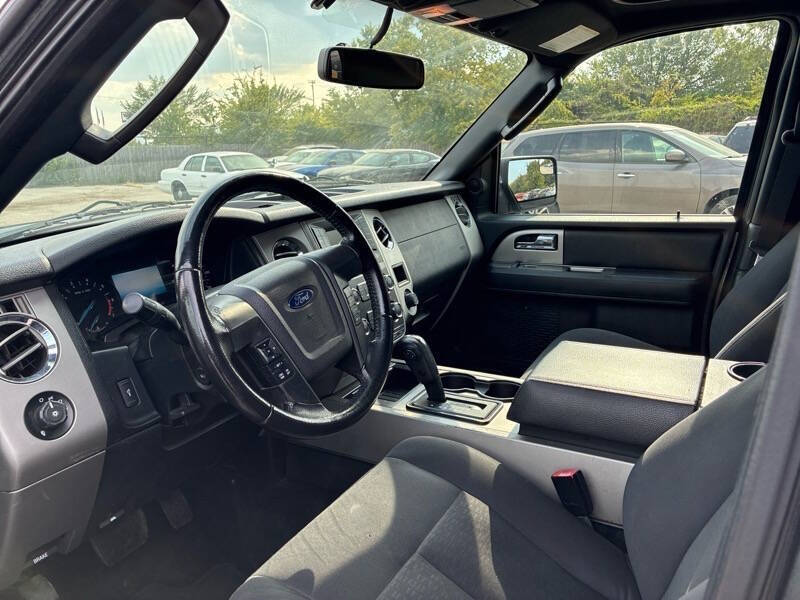 2017 Ford Expedition EL XLT