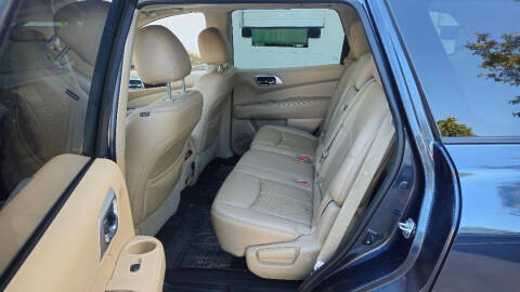 2016 Nissan Pathfinder Platinum