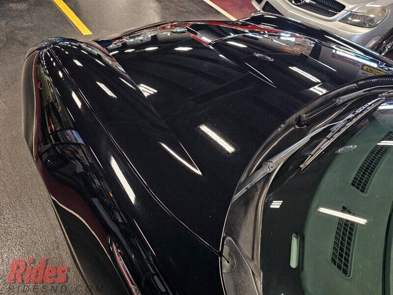 2005 Ford Thunderbird Deluxe