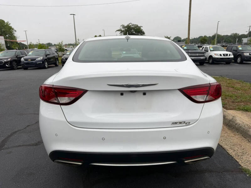 2015 Chrysler 200 C