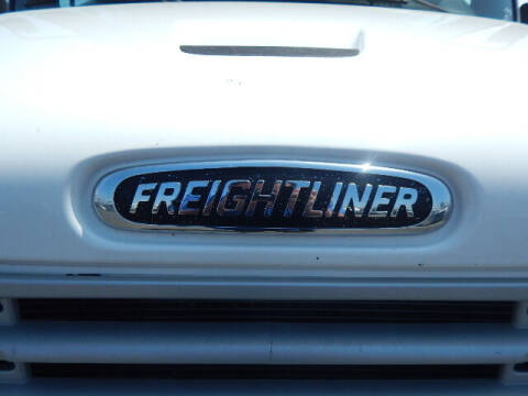 2018 Freightliner M2 106