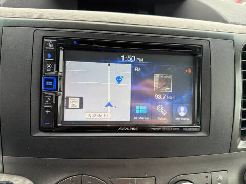 2012 Toyota Sienna Base 7-Passenger