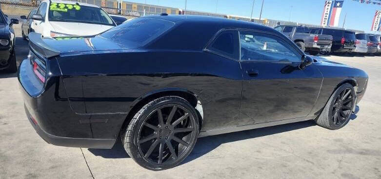 2016 Dodge Challenger SXT