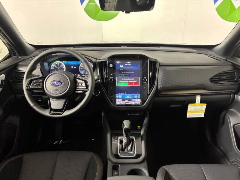 2025 Subaru Forester Touring Hybrid