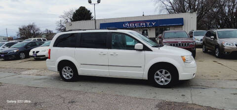 2010 Chrysler Town and Country for sale at Liberty Auto Sales in Merrill IA