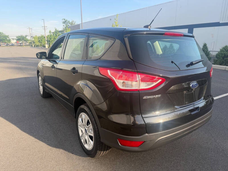 2014 Ford Escape S