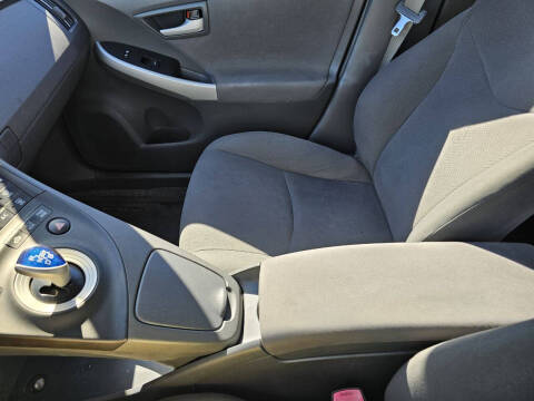 2011 Toyota Prius Two