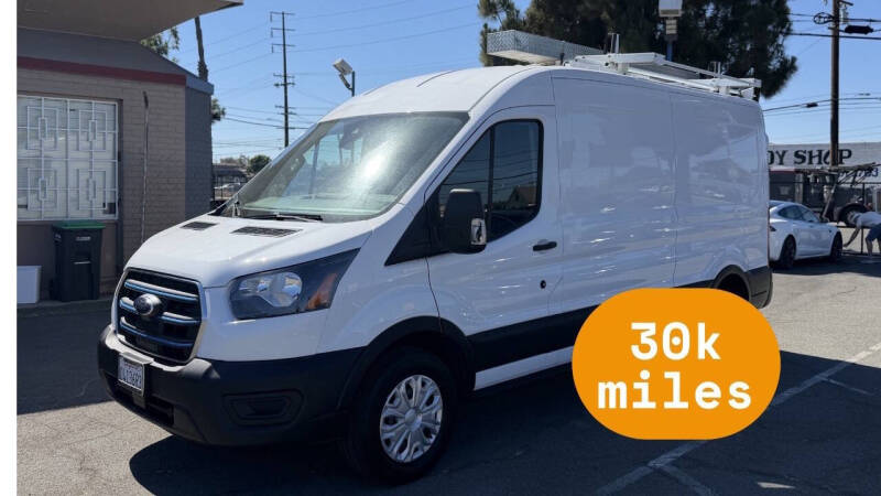 2022 Ford E-Transit 350