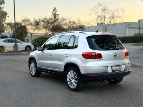 2012 Volkswagen Tiguan SE