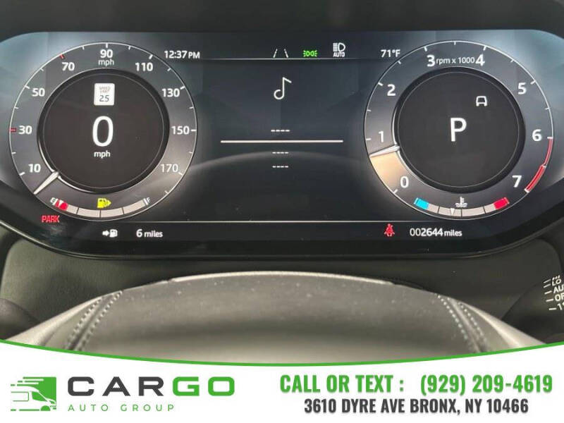 2025 Land Rover Range Rover P400 SE LWB