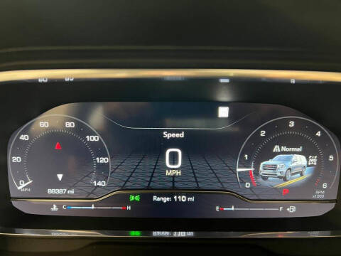 2022 GMC Yukon XL SLT