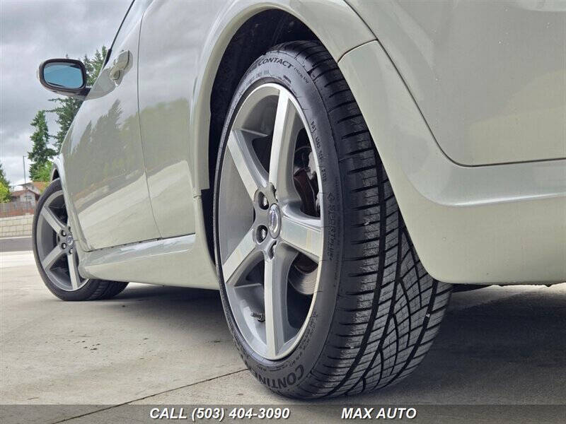 2011 Volvo C30 T5 R-Design