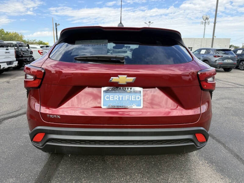 2025 Chevrolet Trax LS