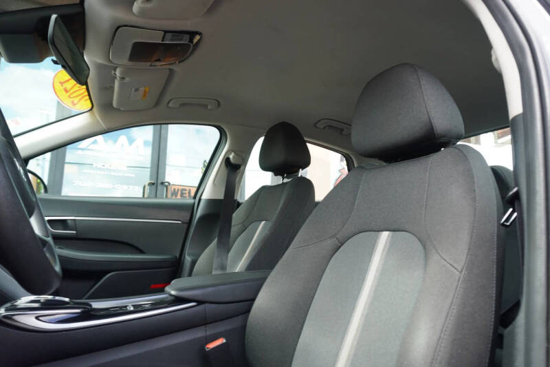 2021 Hyundai Sonata SE