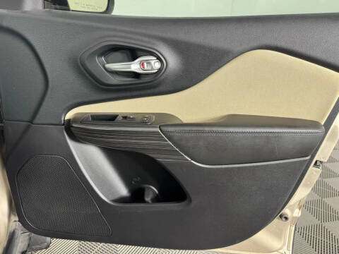 2015 Jeep Cherokee Sport