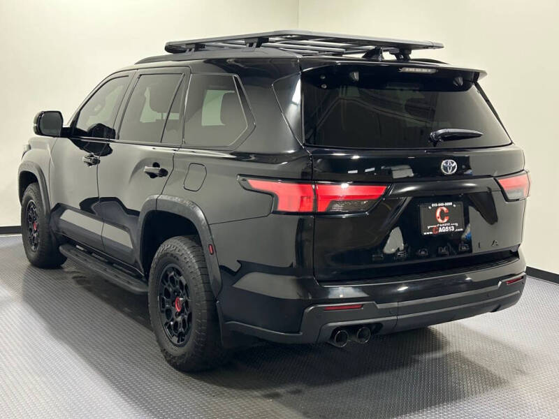2023 Toyota Sequoia SR5