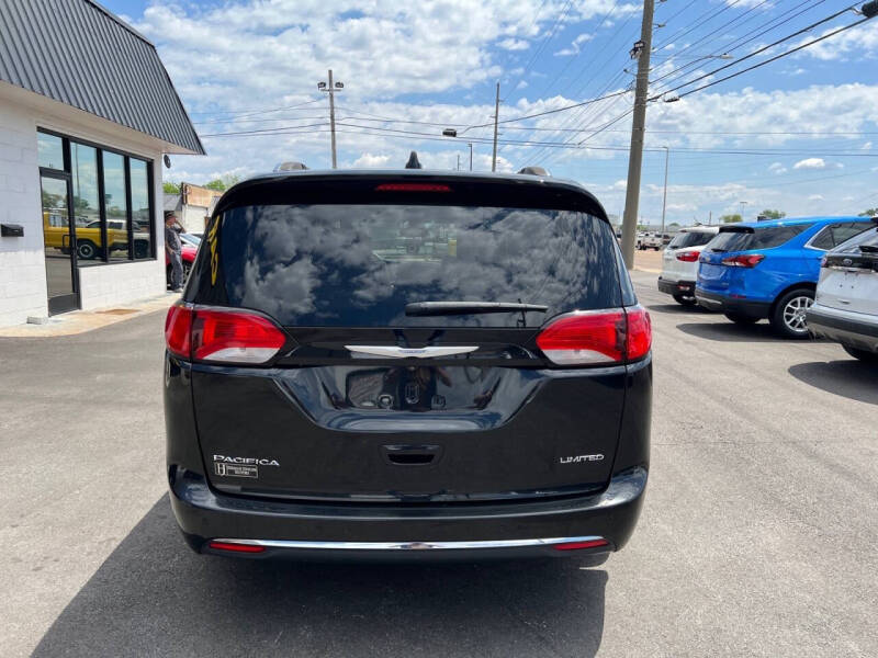 2017 Chrysler Pacifica Limited