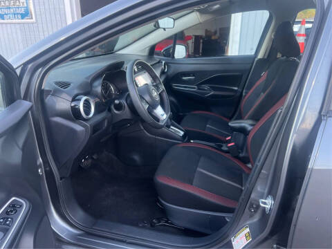 2024 Nissan Versa SR