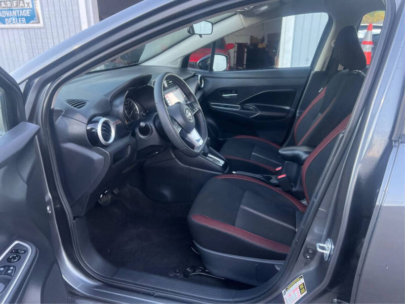 2024 Nissan Versa SR