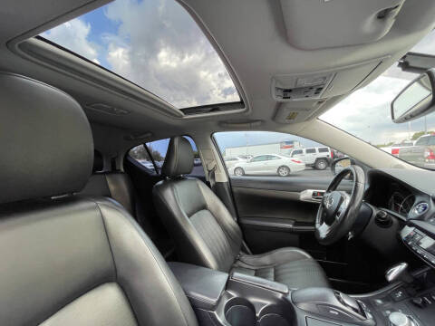 2013 Lexus CT 200h