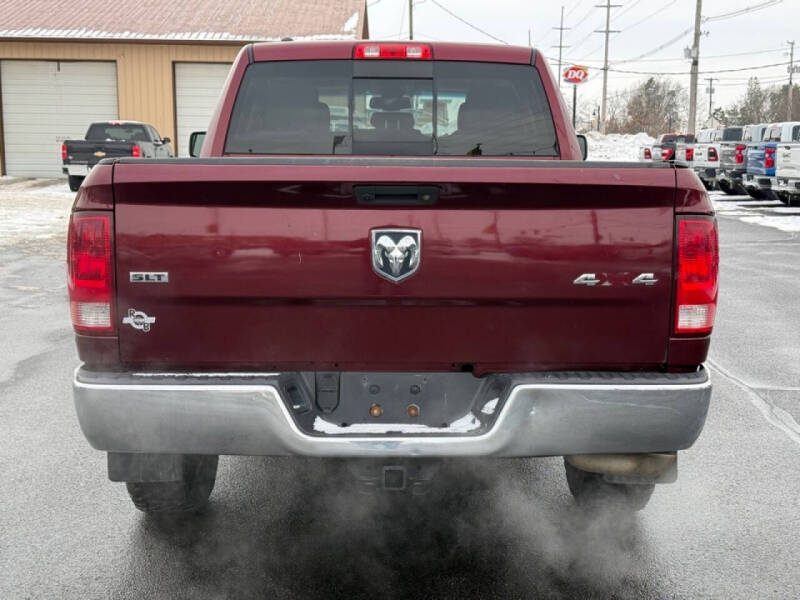 2017 RAM 1500 SLT